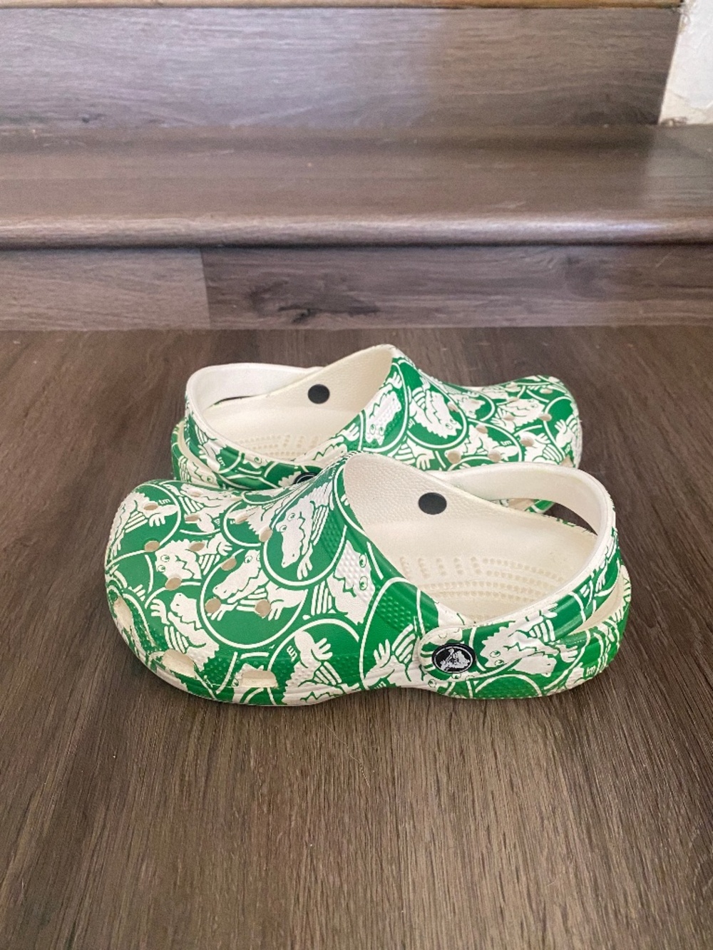Crocs Classic Duke Print Kids Clogs Green Ivy White Youth Size 2